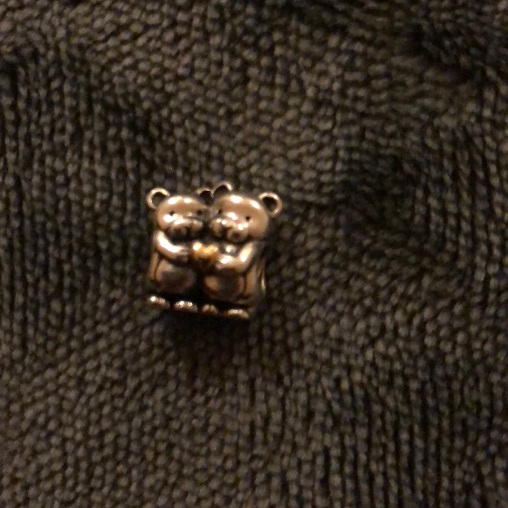 Pandora bears hugging Charm